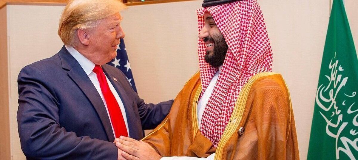 خداحافظی خاص و ویژه بن سلمان با ترامپ تا پای هواپیما +فیلم خداحافظی خاص و ویژه بن سلمان با ترامپ تا پای هواپیما +فیلم